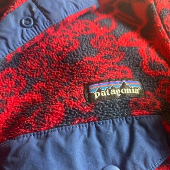 Vintage-Style Patagonia Synchilla Fleece - Size S - Picture 3 of 5